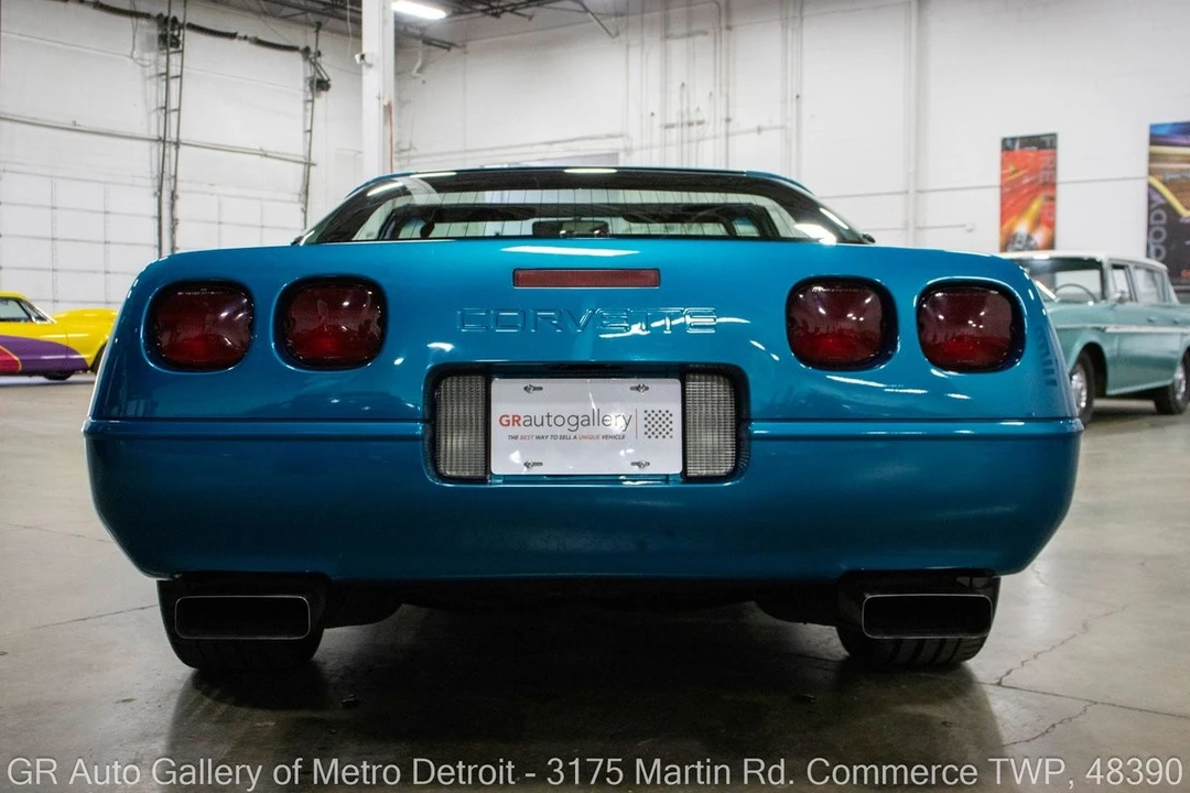 1994 Chevrolet Corvette C4 - Image 7 of 31