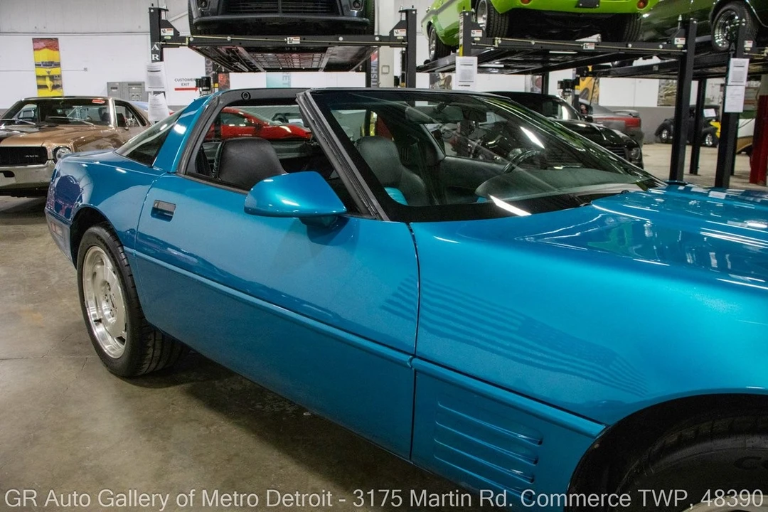 1994 Chevrolet Corvette C4 - Image 21 of 31