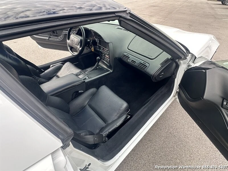 1994 Chevrolet Corvette C4 - Image 8 of 21