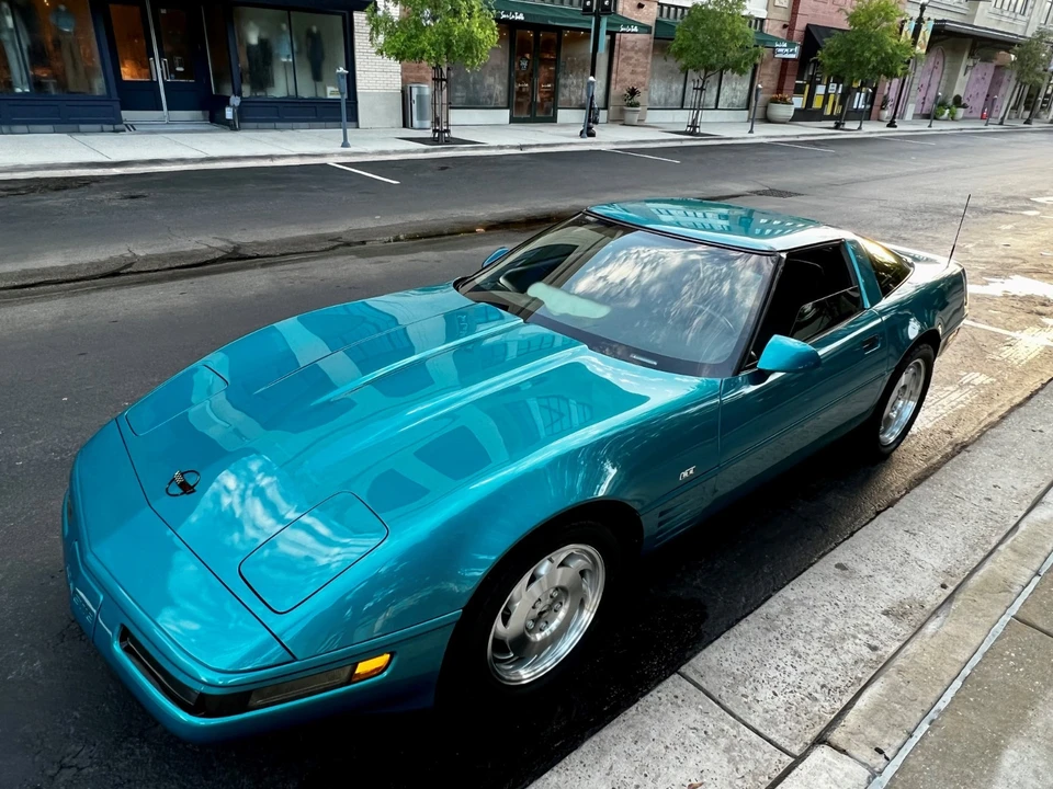 1994 Chevrolet Corvette C4 - Image 5 of 31