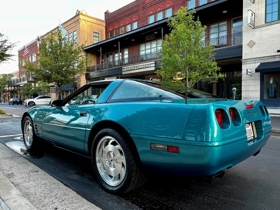 1994 Chevrolet Corvette C4 - Image 5 of 31