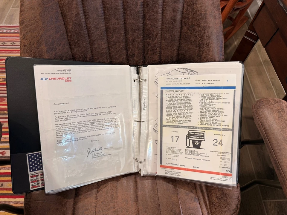 1994 Chevrolet Corvette C4 - Image 24 of 31