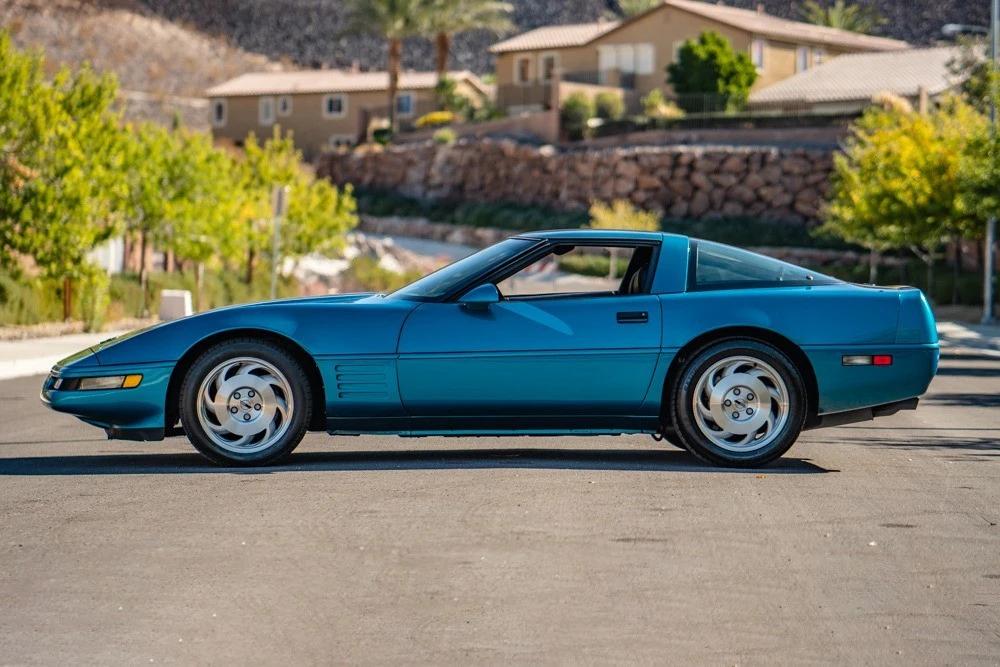 1994 Chevrolet Corvette C4 - Image 11 of 31