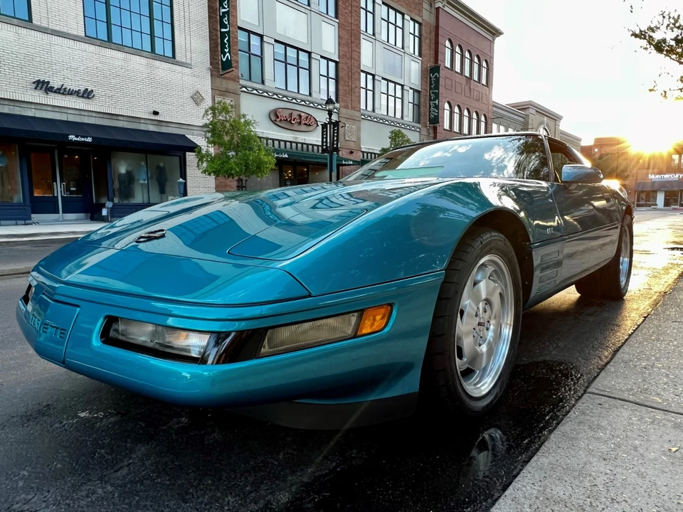 1994 Chevrolet Corvette C4 - Image 6 of 31