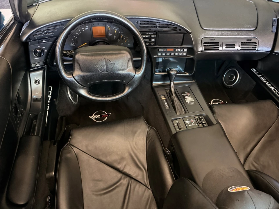 1994 Chevrolet Corvette C4 - Image 15 of 31