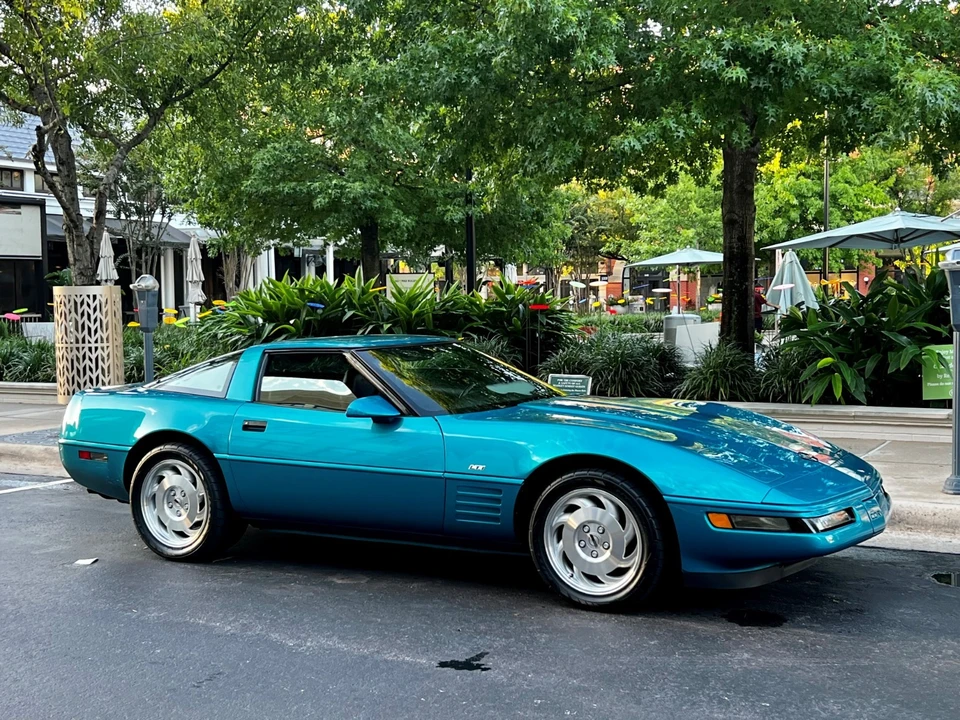1994 Chevrolet Corvette C4 - Image 7 of 31