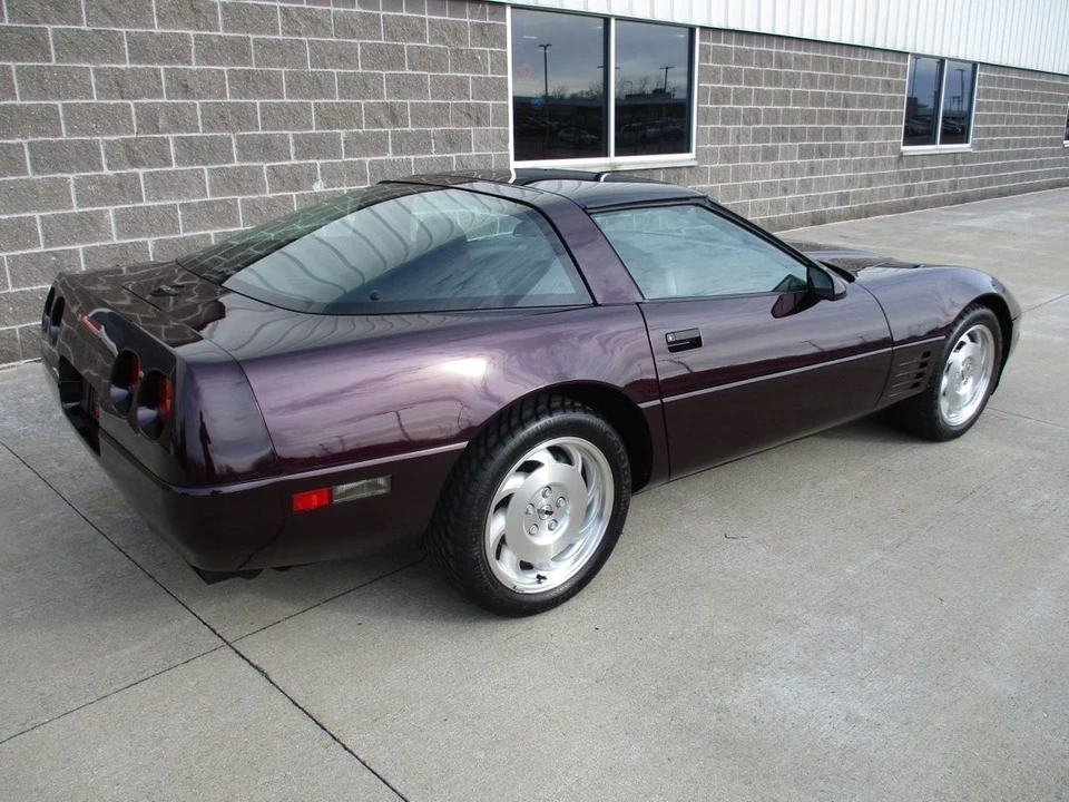 1994 Chevrolet Corvette C4 - Image 17 of 21