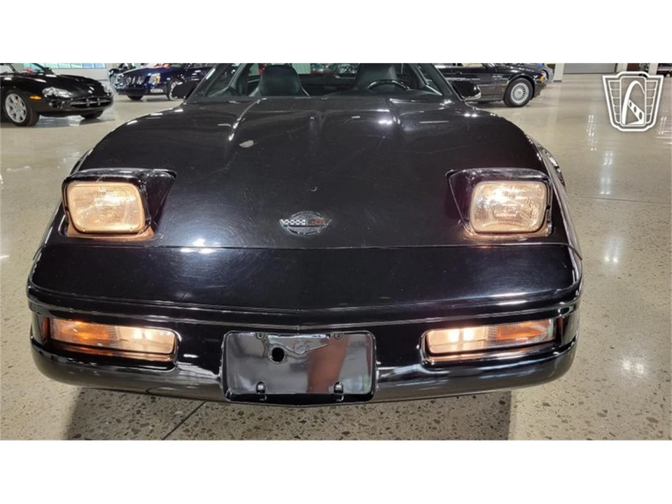 1994 Chevrolet Corvette C4 - Image 18 of 31