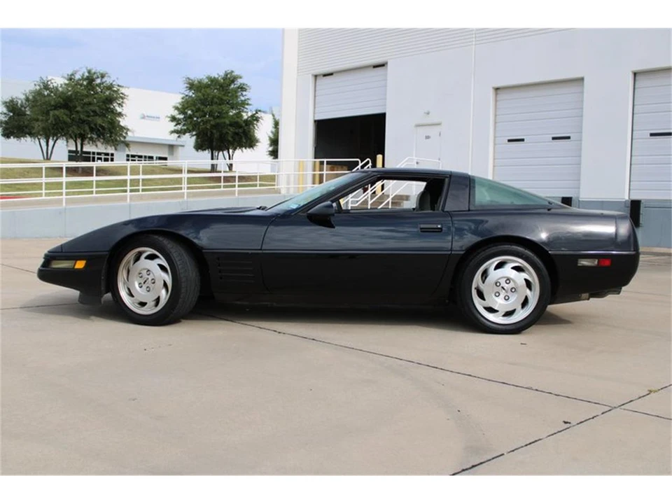1994 Chevrolet Corvette C4 - Image 6 of 31