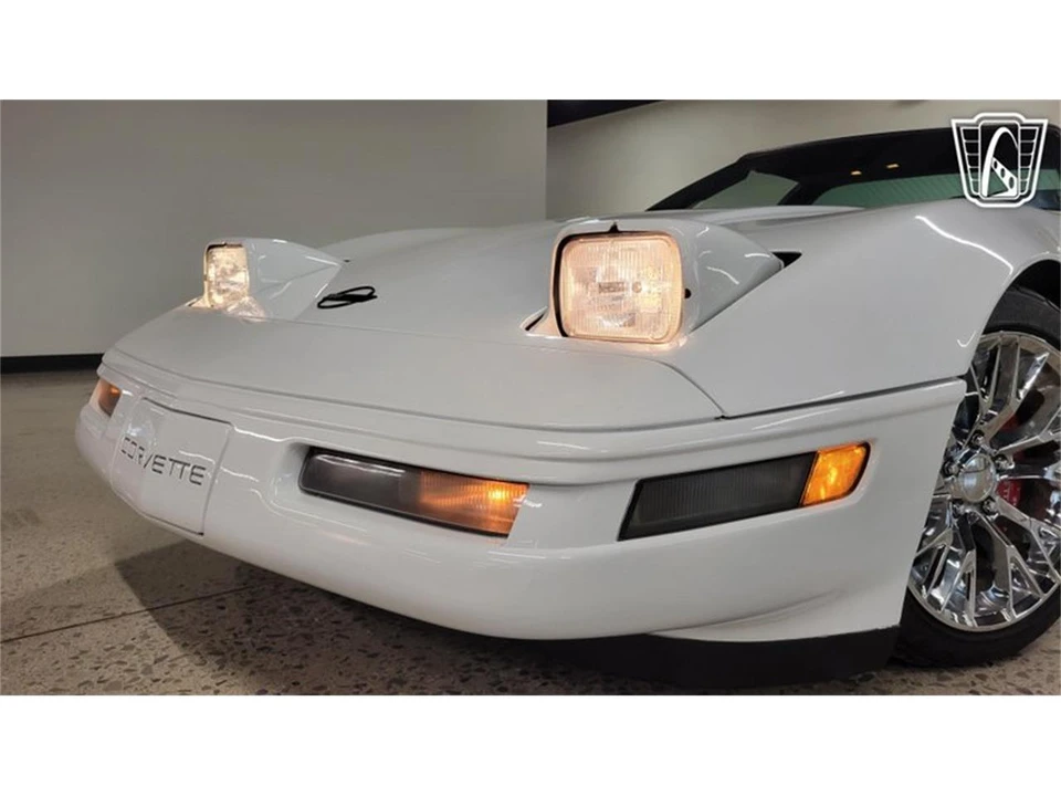 1994 Chevrolet Corvette C4 - Image 11 of 31