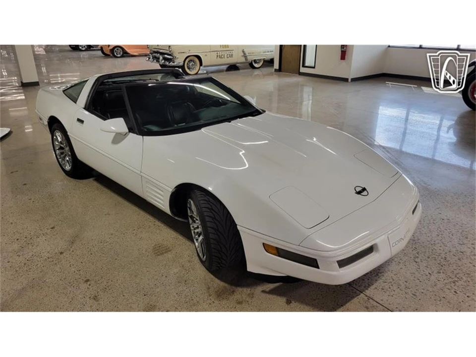 1994 Chevrolet Corvette C4 - Image 16 of 31