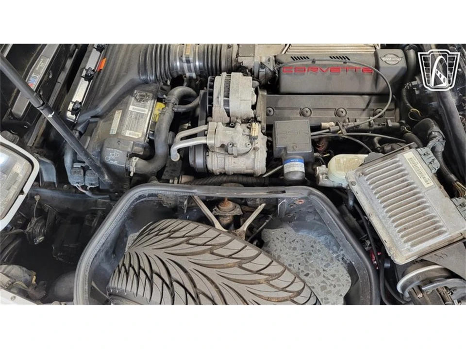 1994 Chevrolet Corvette C4 - Image 14 of 31