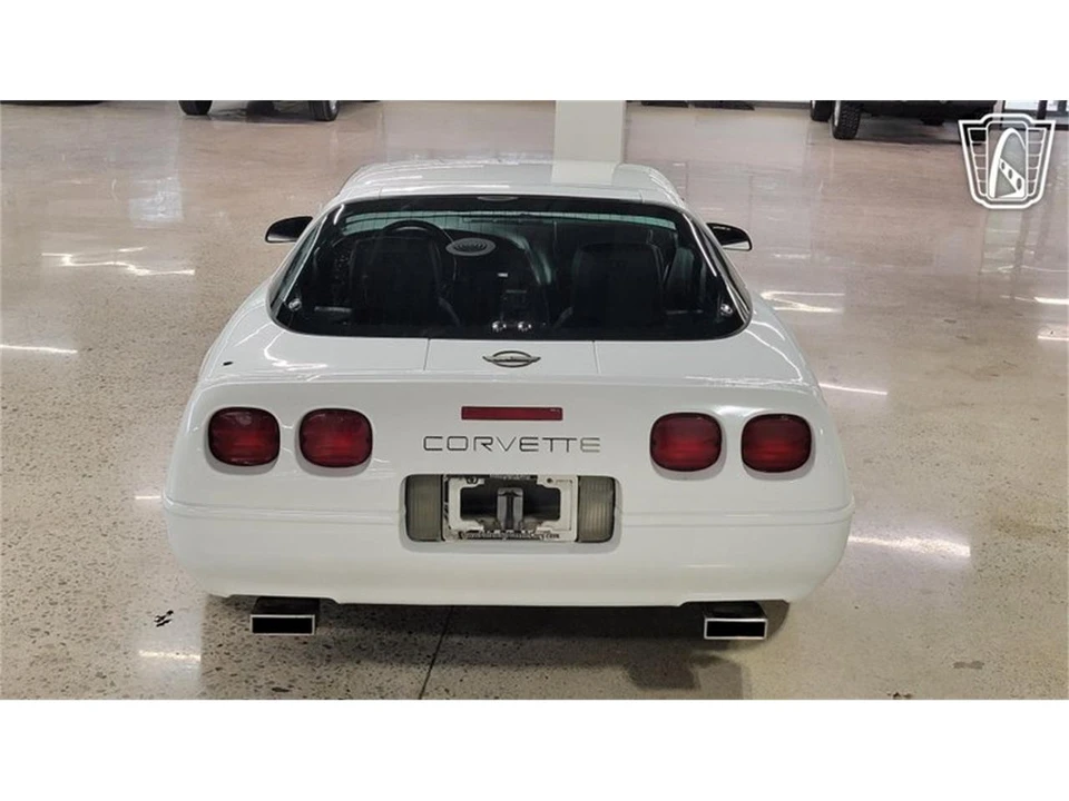 1994 Chevrolet Corvette C4 - Image 5 of 31