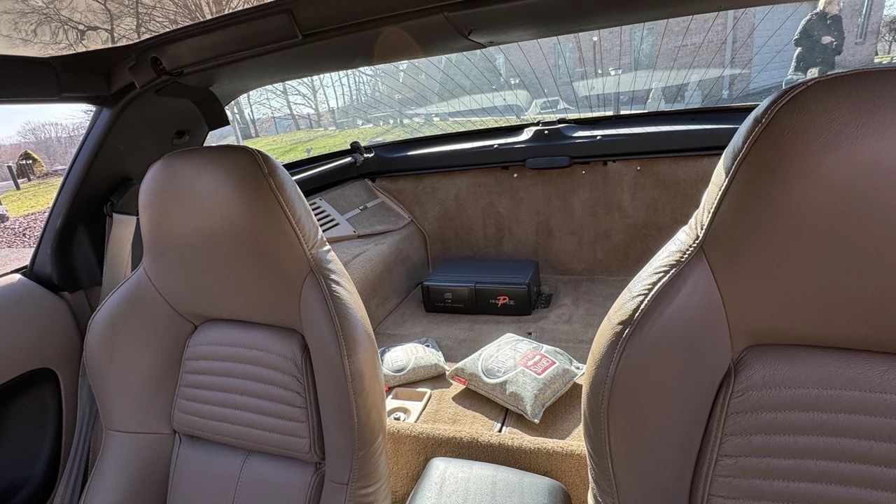 1994 Chevrolet Corvette C4 - Image 17 of 21