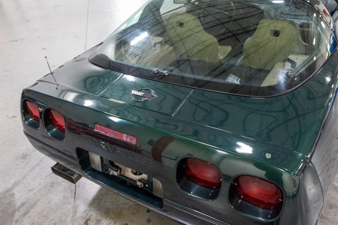 1994 Chevrolet Corvette C4 - Image 20 of 31