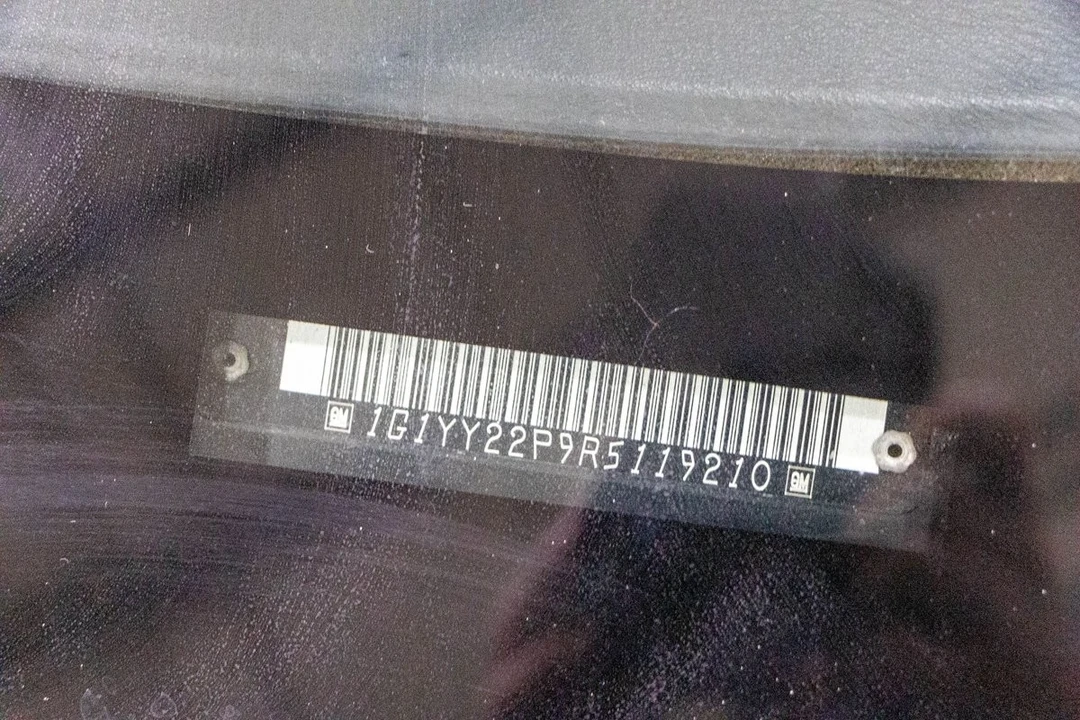 1994 Chevrolet Corvette C4 - Image 14 of 31