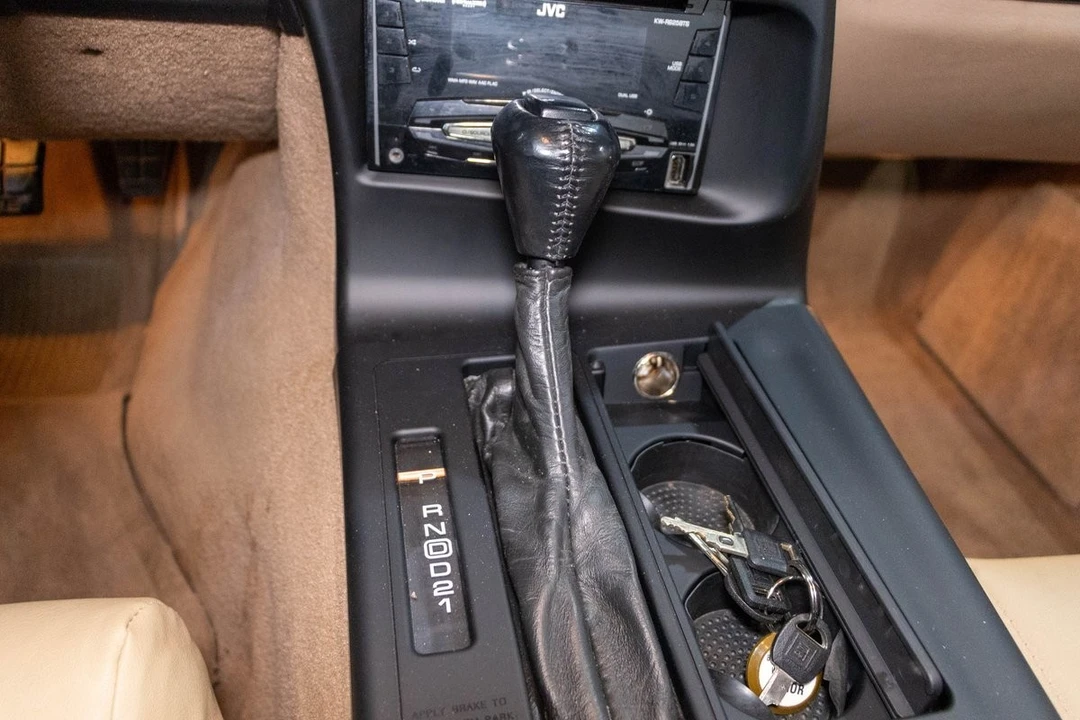1994 Chevrolet Corvette C4 - Image 14 of 31