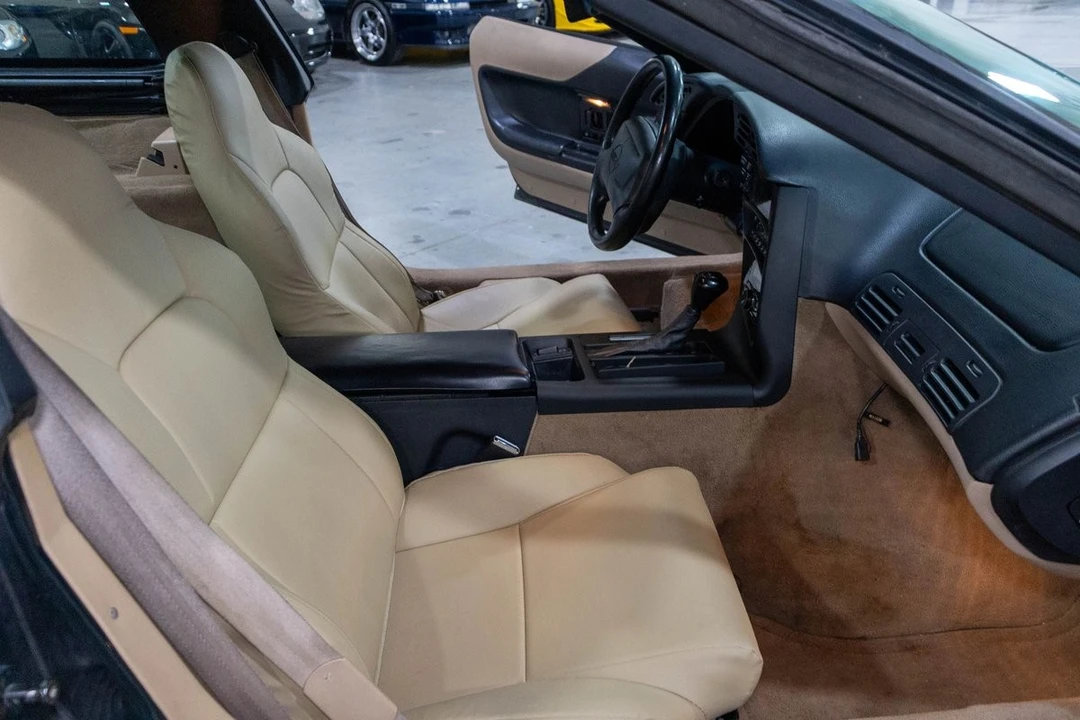 1994 Chevrolet Corvette C4 - Image 29 of 31