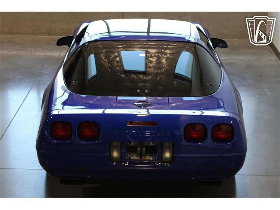 1994 Chevrolet Corvette C4 - Image 18 of 31