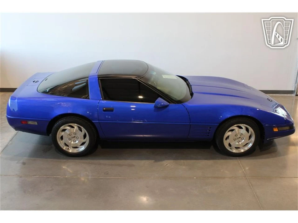 1994 Chevrolet Corvette C4 - Image 8 of 31