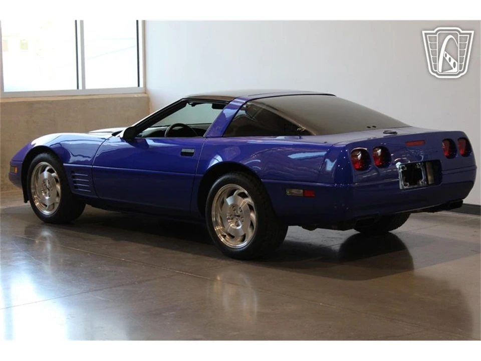 1994 Chevrolet Corvette C4 - Image 23 of 31