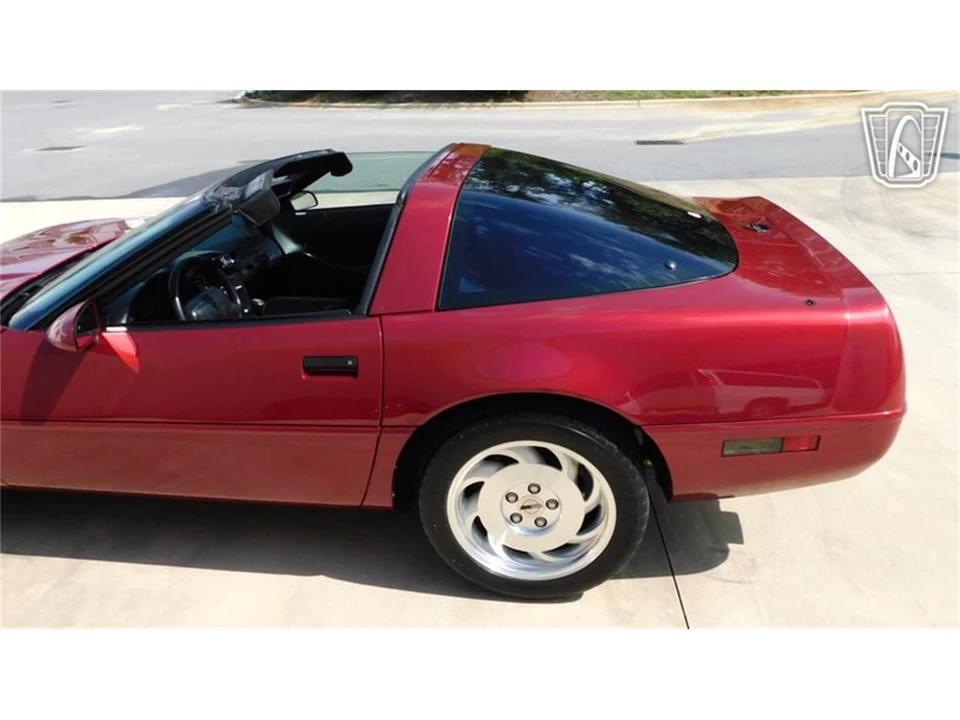 1994 Chevrolet Corvette C4 - Image 16 of 31