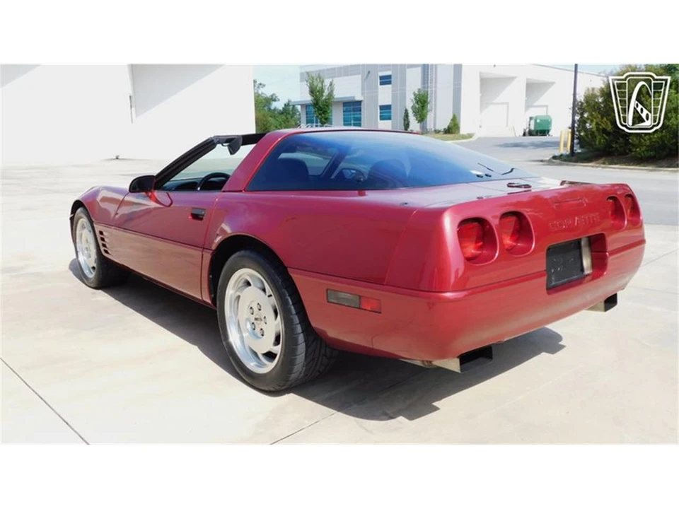 1994 Chevrolet Corvette C4 - Image 18 of 31