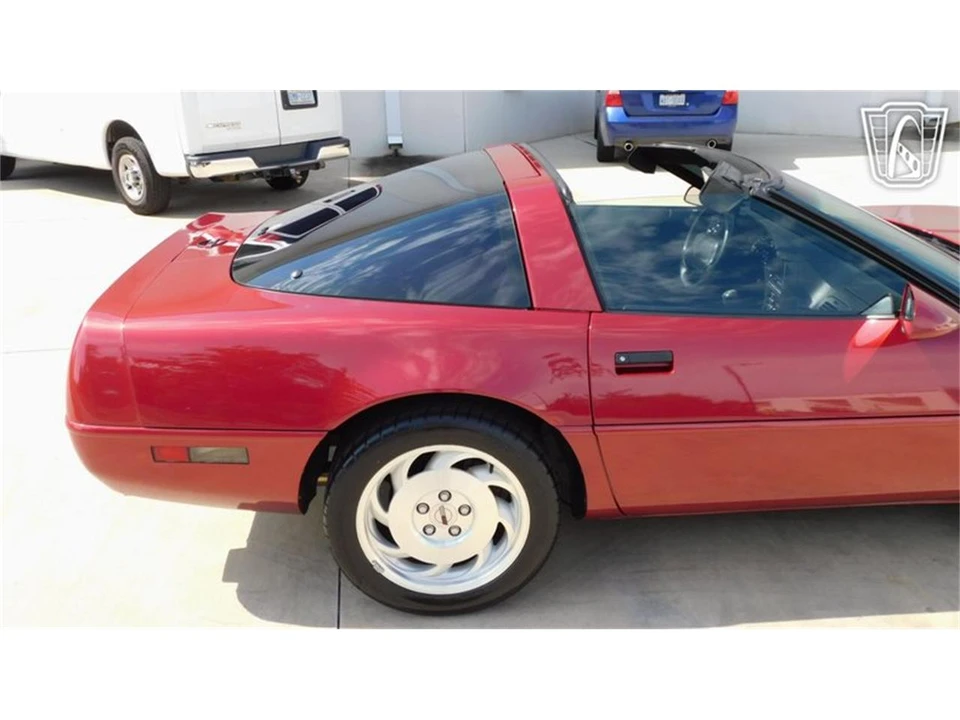 1994 Chevrolet Corvette C4 - Image 28 of 31