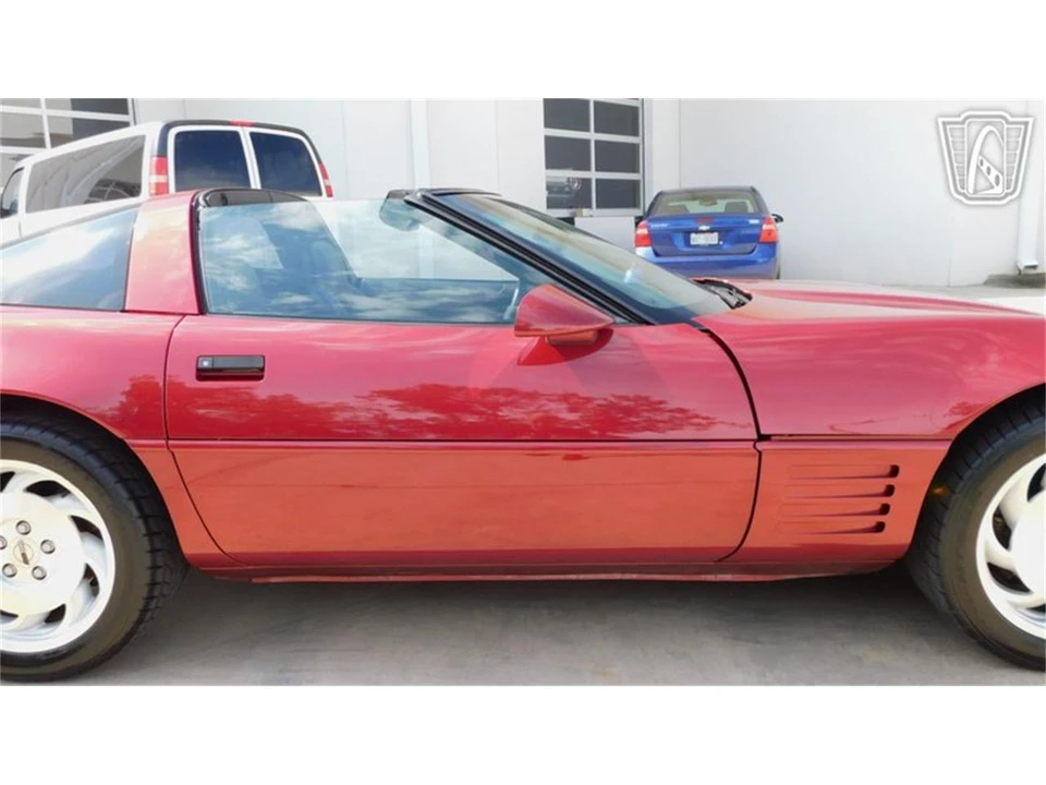 1994 Chevrolet Corvette C4 - Image 30 of 31