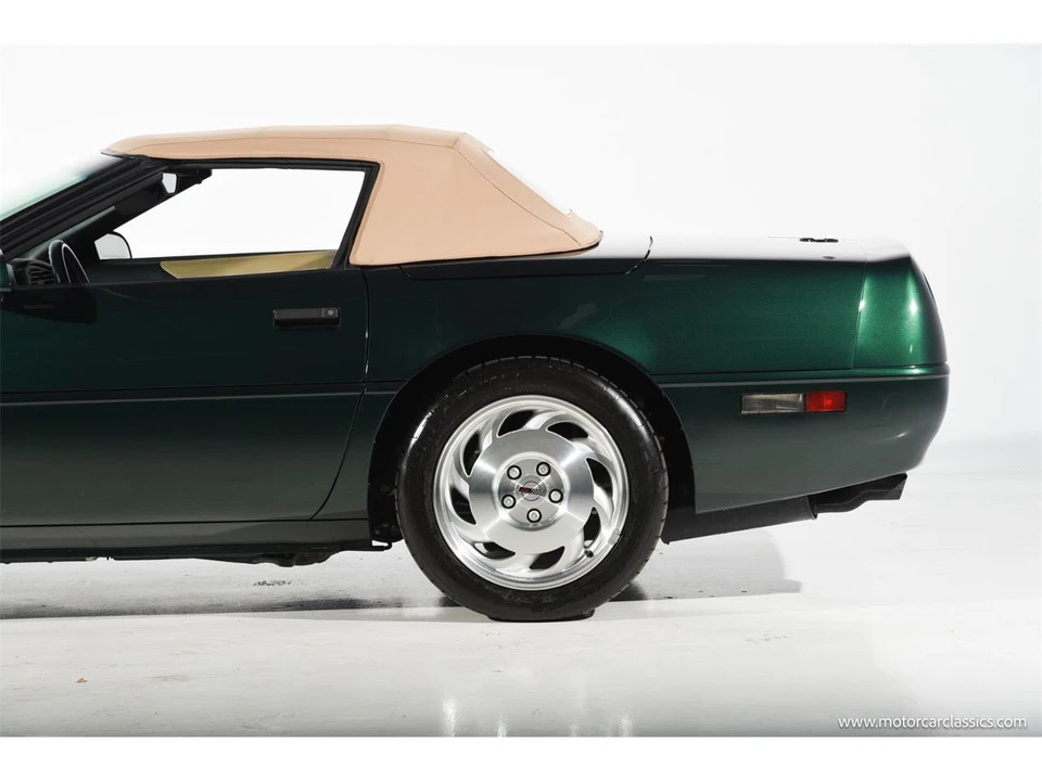 1994 Chevrolet Corvette C4 - Image 18 of 31