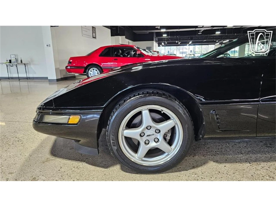 1994 Chevrolet Corvette C4 - Image 18 of 31