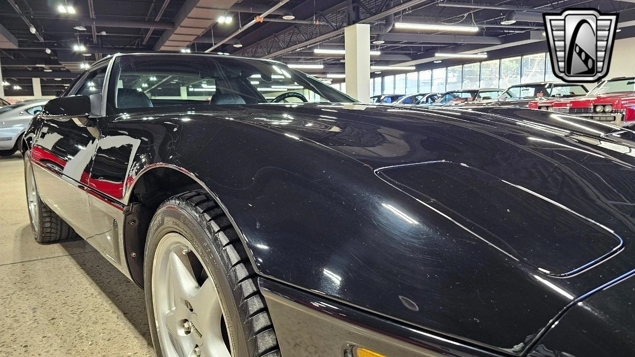 1994 Chevrolet Corvette C4 - Image 17 of 21
