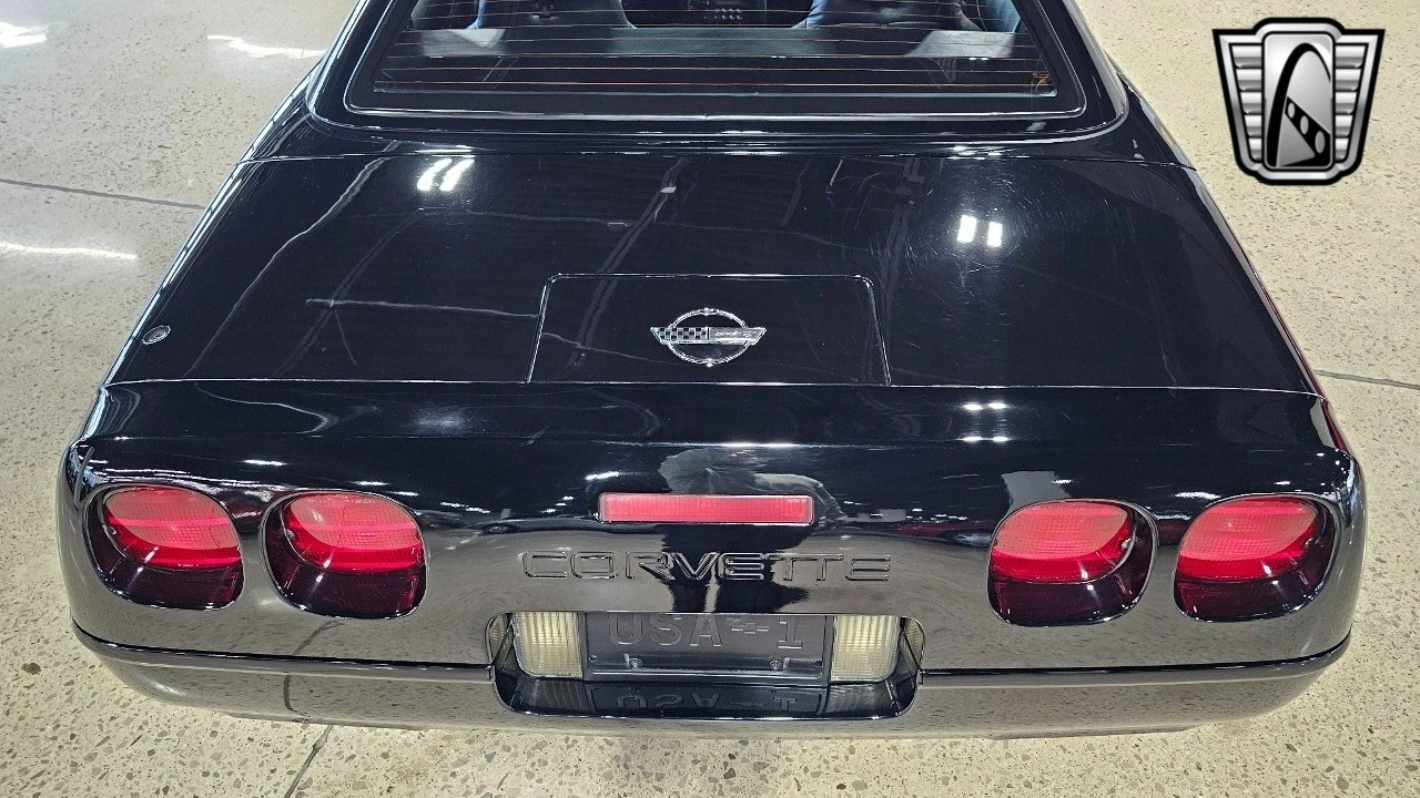 1994 Chevrolet Corvette C4 - Image 15 of 21