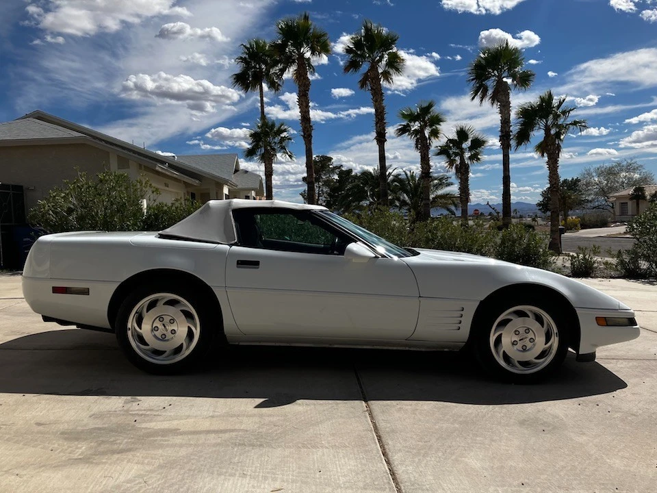 1994 Chevrolet Corvette C4 - Image 10 of 20