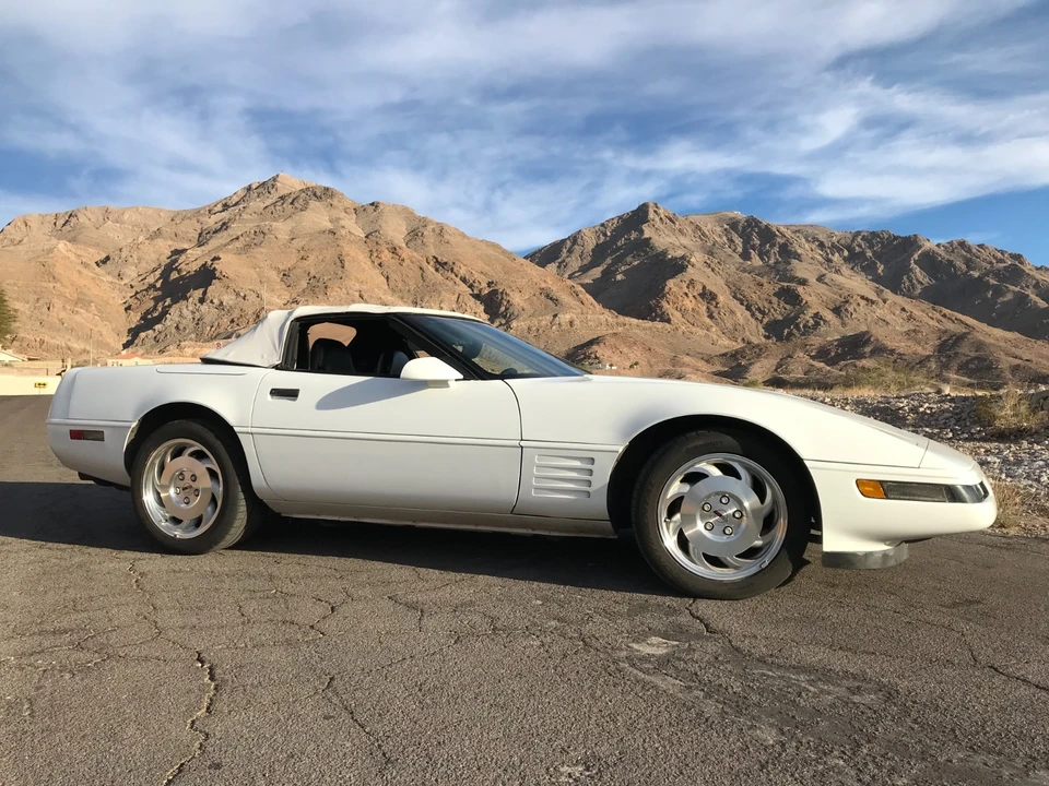 1994 Chevrolet Corvette C4 - Image 6 of 20