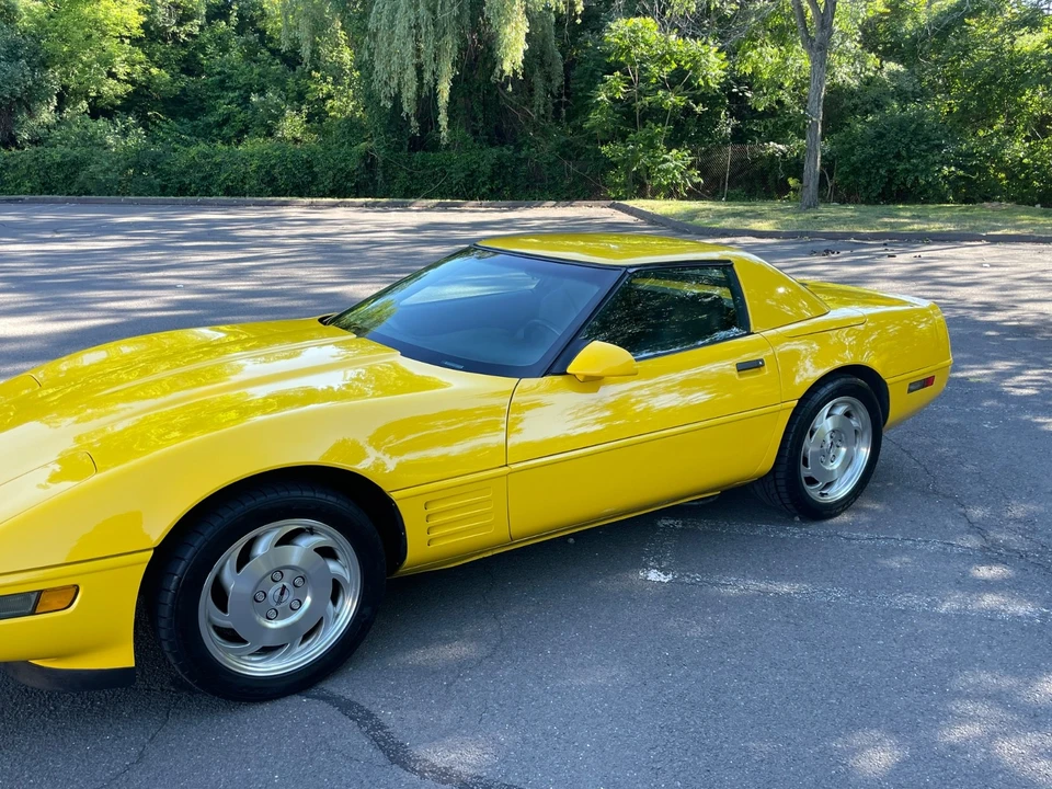 1994 Chevrolet Corvette C4 - Image 10 of 31