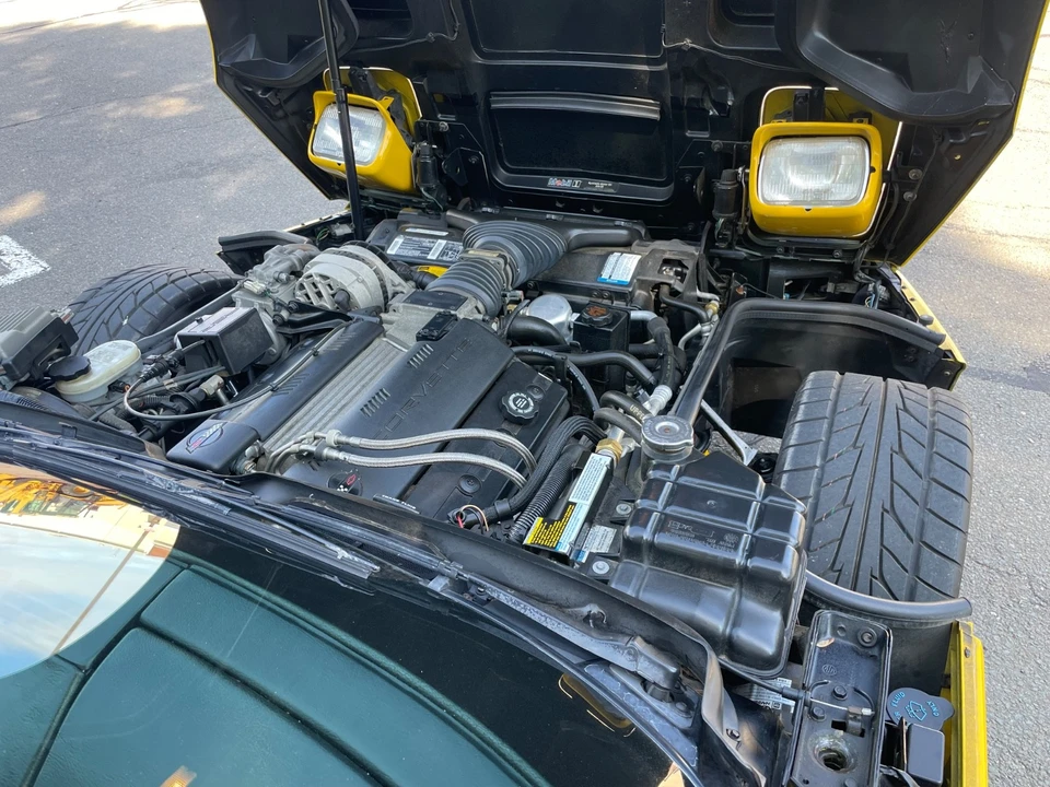 1994 Chevrolet Corvette C4 - Image 28 of 31