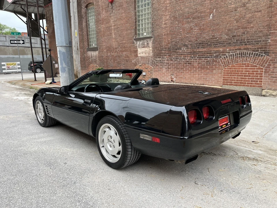 1994 Chevrolet Corvette - Image 11 of 15