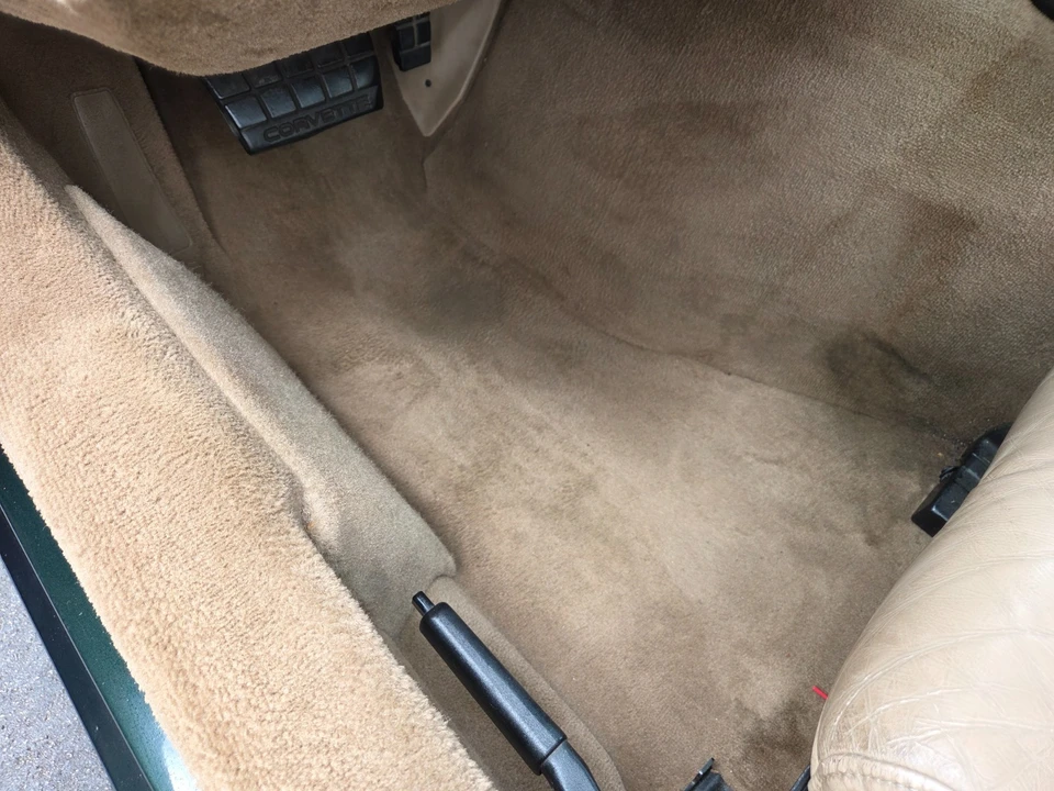 1994 Chevrolet Corvette C4 - Image 25 of 31