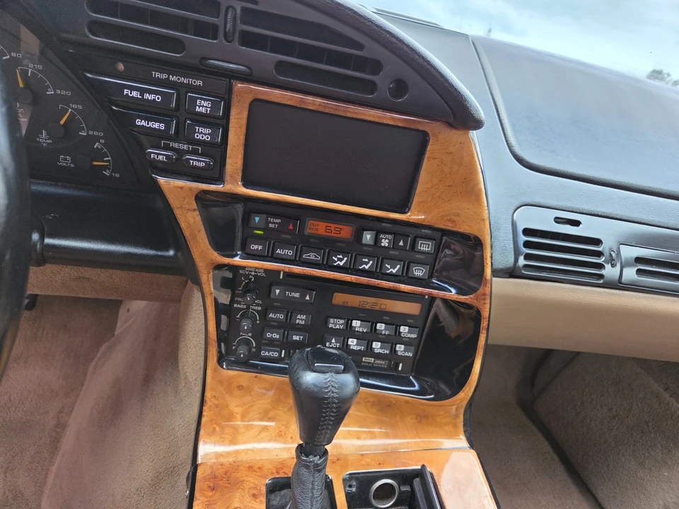 1994 Chevrolet Corvette C4 - Image 27 of 31