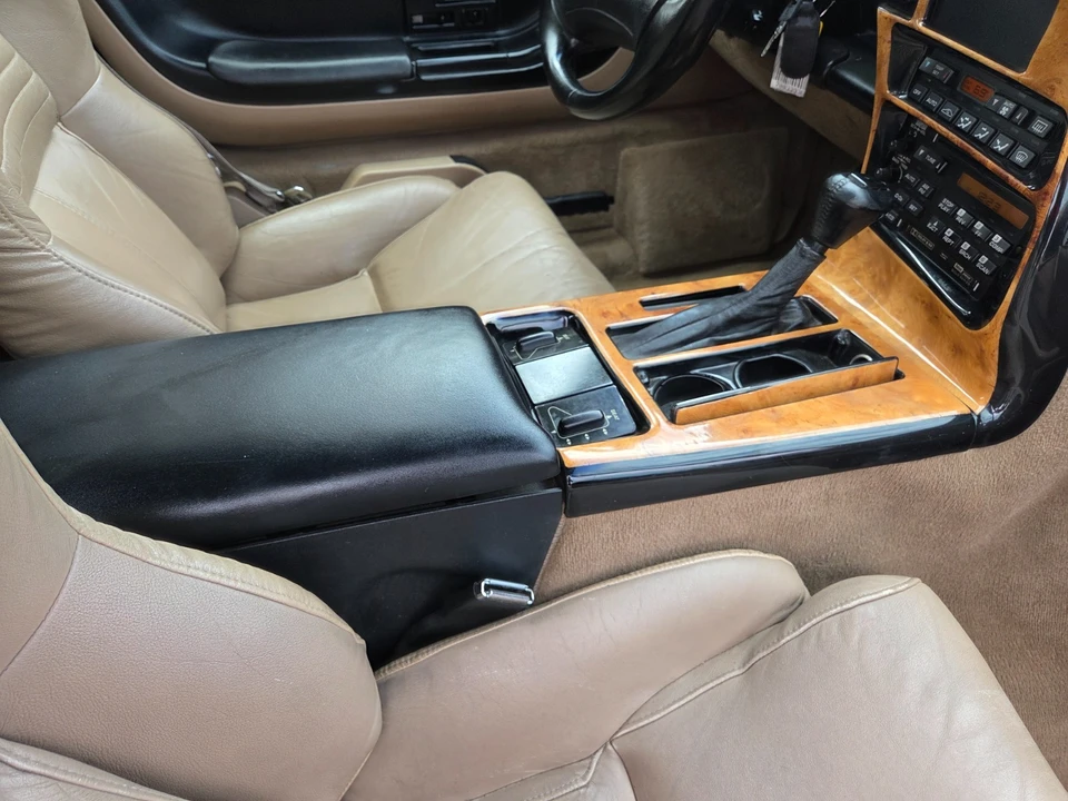 1994 Chevrolet Corvette C4 - Image 28 of 31