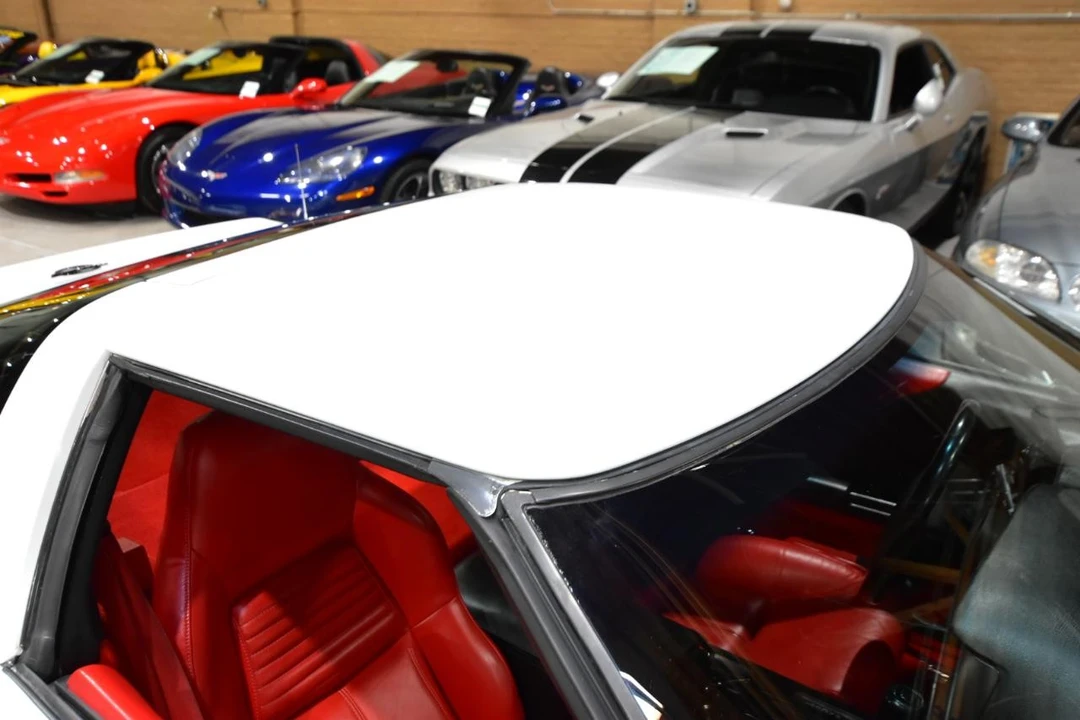 1994 Chevrolet Corvette C4 - Image 15 of 21