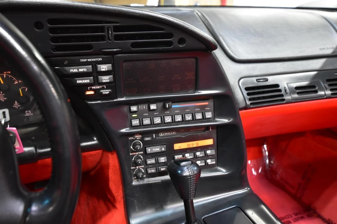 1994 Chevrolet Corvette C4 - Image 25 of 31