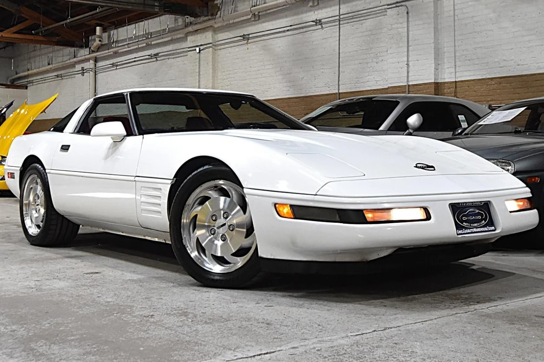 1994 Chevrolet Corvette C4 - Image 2 of 21