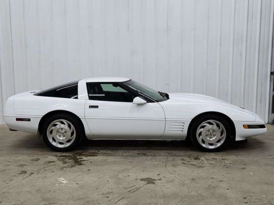 1994 Chevrolet Corvette C4 - Image 8 of 24