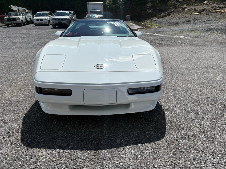 1994 Chevrolet Corvette C4 - Image 2 of 23