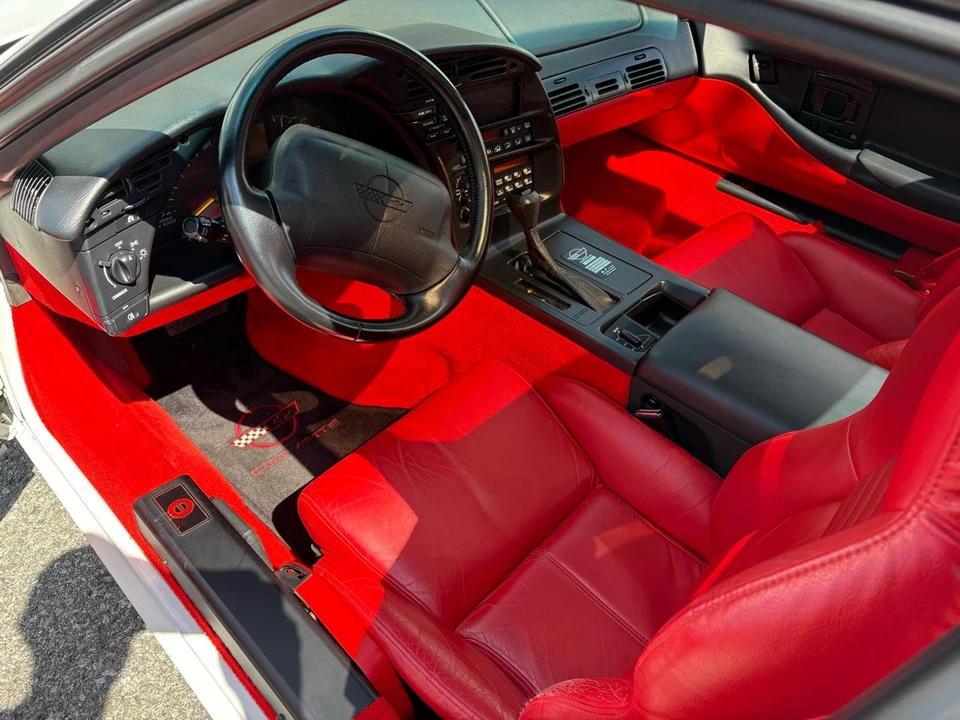 1994 Chevrolet Corvette C4 - Image 10 of 23