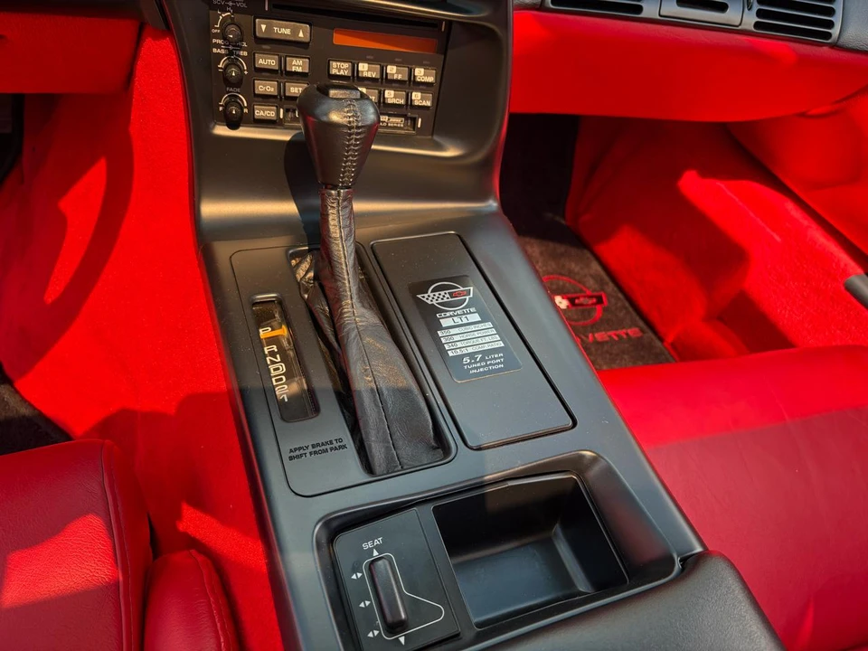 1994 Chevrolet Corvette C4 - Image 12 of 23