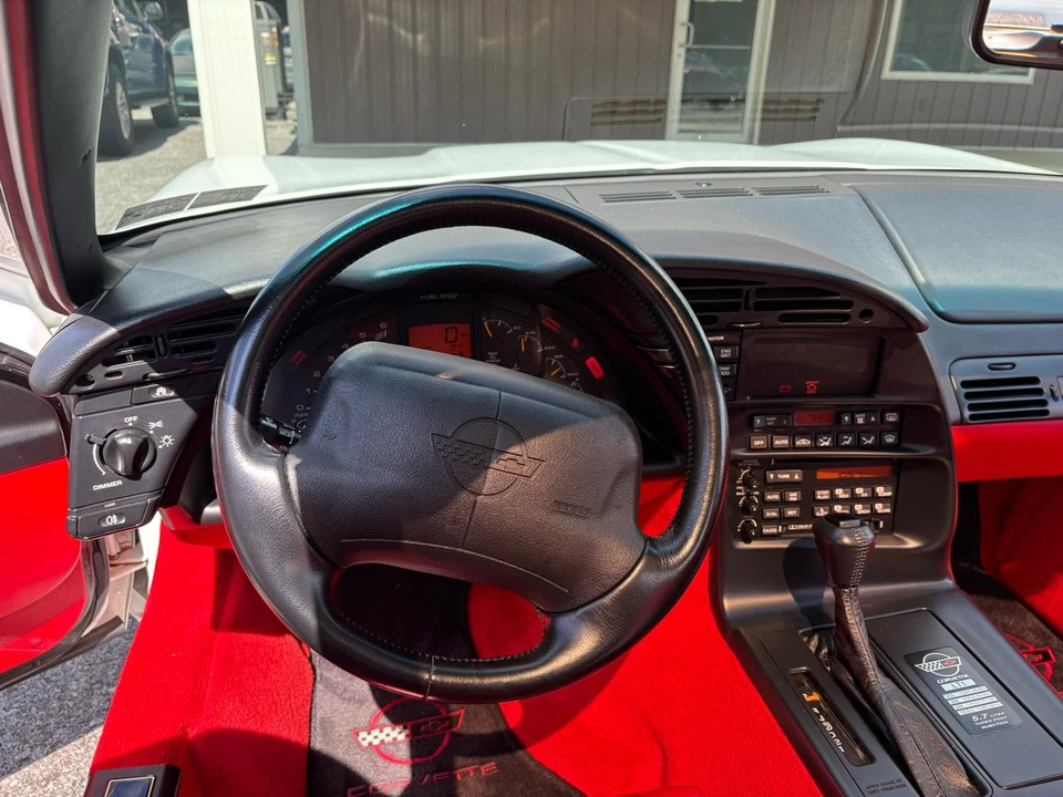1994 Chevrolet Corvette C4 - Image 14 of 23