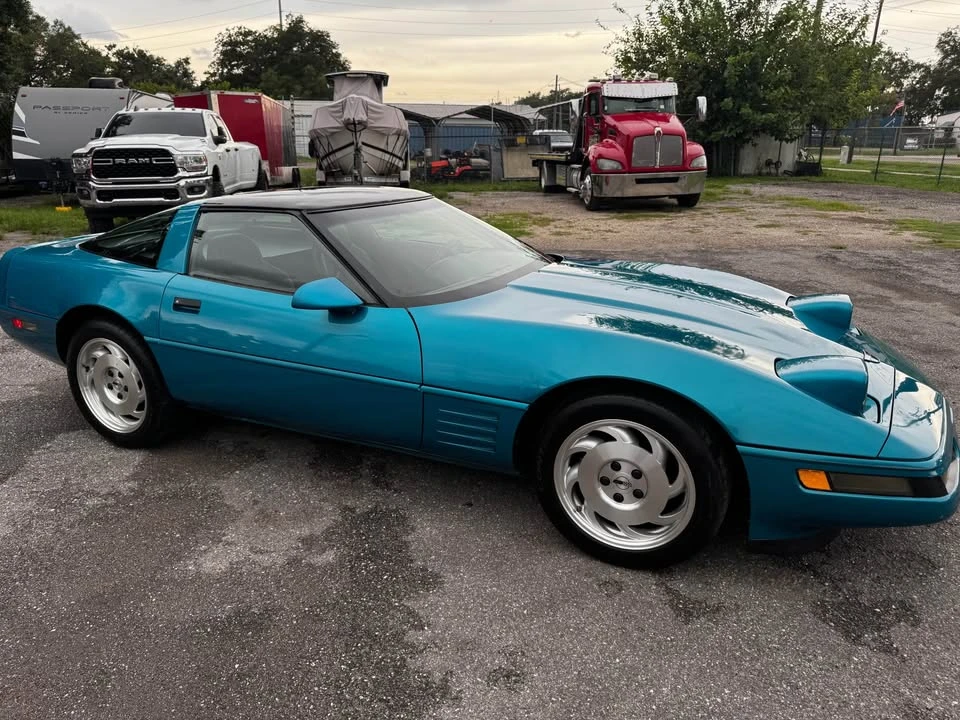 1994 Chevrolet Corvette C4 - Image 2 of 9